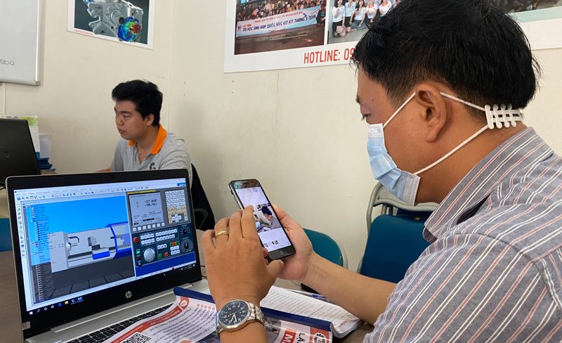 in 3D tai giả tặng học viên